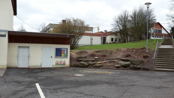 Amphitheater vor dem Anbau